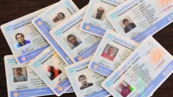 Pedirán certificado de vacunas para renovar DNI, pasaporte y carné de conducir