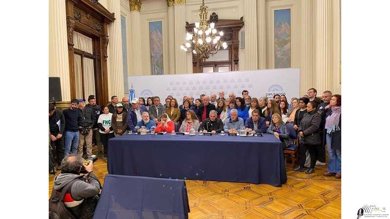 CTERA presente en la conferencia de prensa en el Congreso. Represion en Jujuy