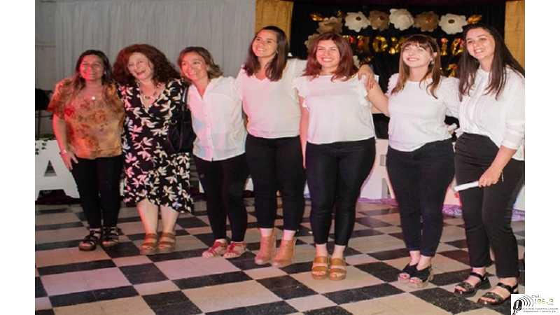 Felicitaciones a los nuevos traductores y profesores recientemente egresados del Isp 8 Alte. Brown(ver 4 fotos)