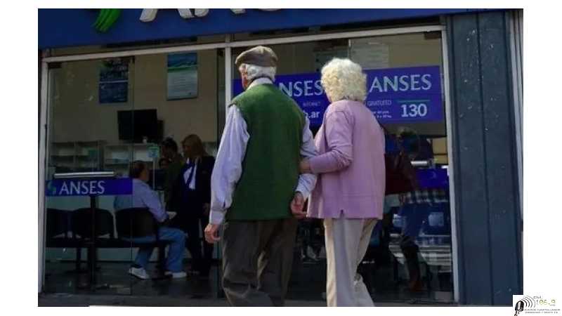 Cuándo comienza el pago de la movilidad y el bono para jubilados y pensionados