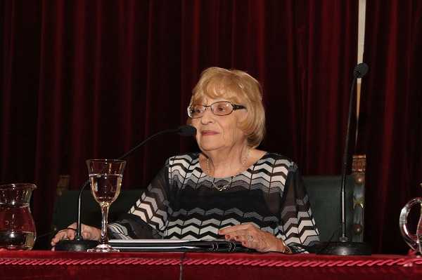 Máxima distinción Alicia Camilloni recibió el título de Doctora Honoris Causa de UNL