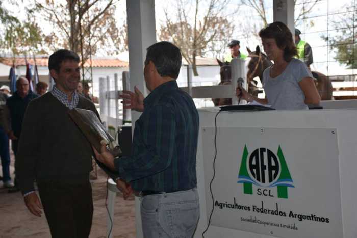 Agricultores Federados Argentinos SCL CCP Humboldt inaguró Feria en Providencia