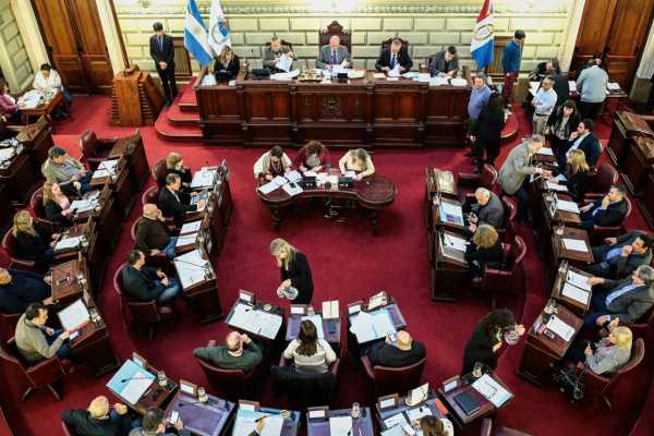 Diputados otorga más facultades a la Defensoría del Pueblo de la provincia