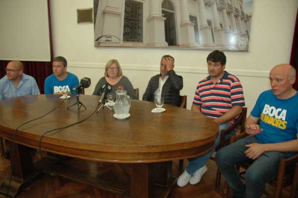 Raúl Alfredo Cascini dio conferencia en Municipalidad y compartió cena de la Peña de Boca “Flaco Schiavi”