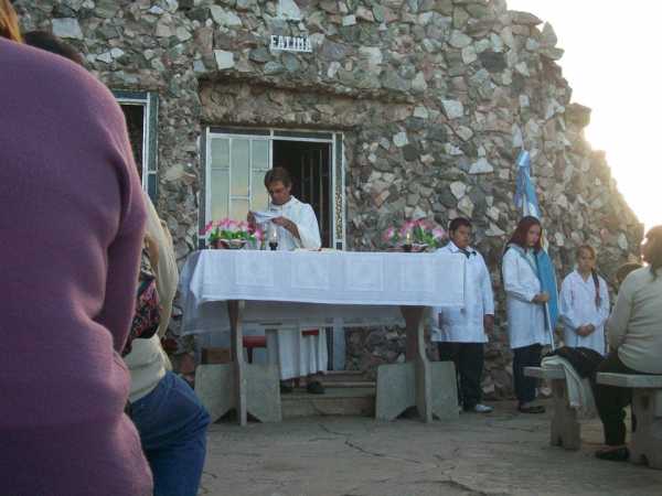 Misa en la Gruta de Fatima en Colonia Rivadavia 13 Nov 18,00 hs