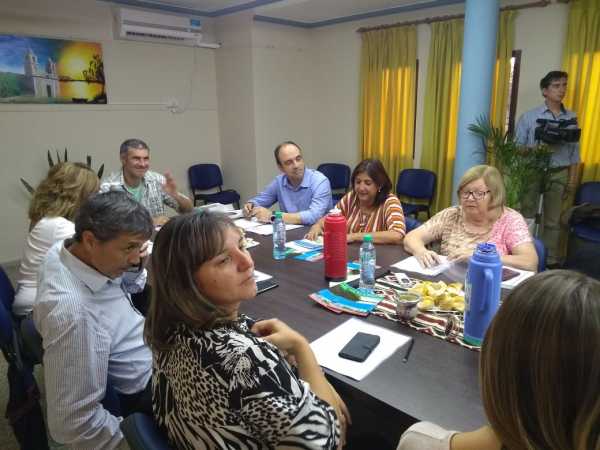 “La solución de varios de nuestros problemas llegará  trabajando en escala metropolitana” aseguró Meiners.