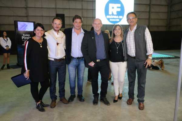 El Gobierno de la Ciudad acompañó una edición más del  “Paseo Compre Acá”