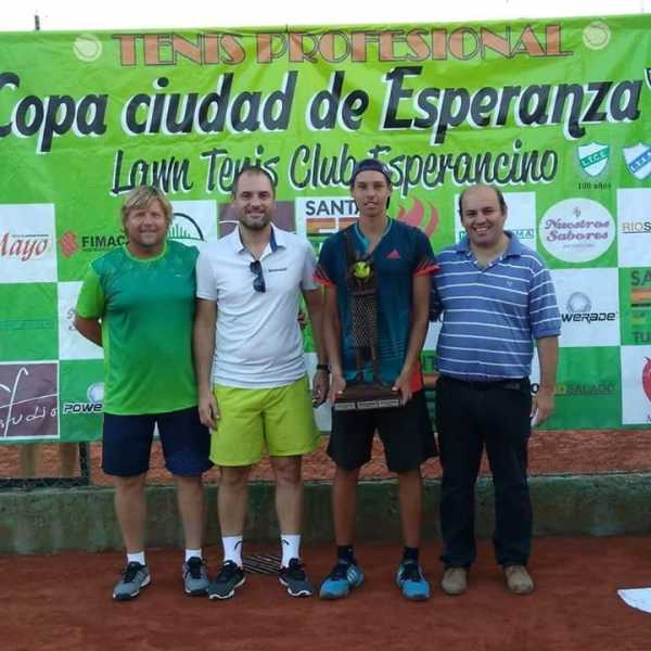Cuzzani ganó la Final más larga de las Copas “Esperanza” en el LTCE