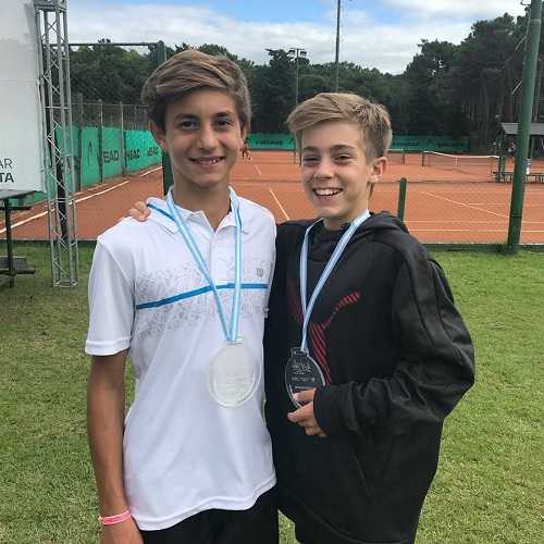 Campeones de dobles del G1 sub 14 en Pinamar Nicolas Eli y Giuliano Furlotti