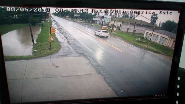 Martín Franconi da aqui video de control salida del agua de la ciudad por canales(ver video)