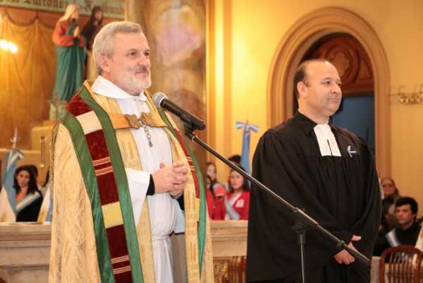 25 mayo Día Histórico para Esperanza Primer Te Deum Ecuménico.