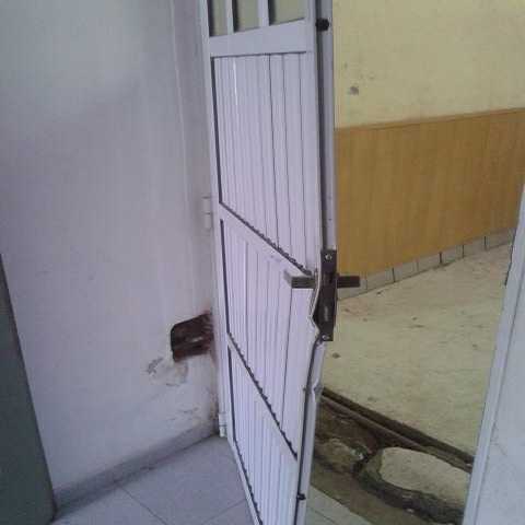 Mucha bronca en Sportivo del Norte por roturas de aberturas y robos varios