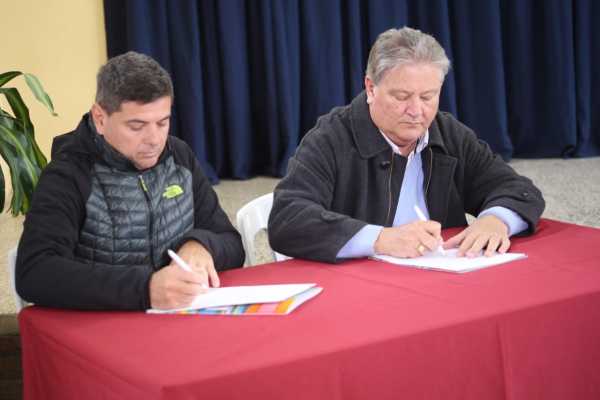 FASCENDINI EN SAN JERONIMO DEL SAUCE   Entrega de aporte para la construcción de ciclovia