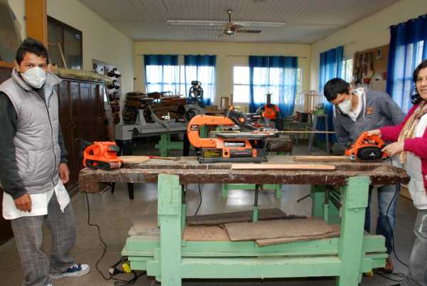 El Banco Santa Fe financiará proyectos que vinculen educación y trabajo en la provincia