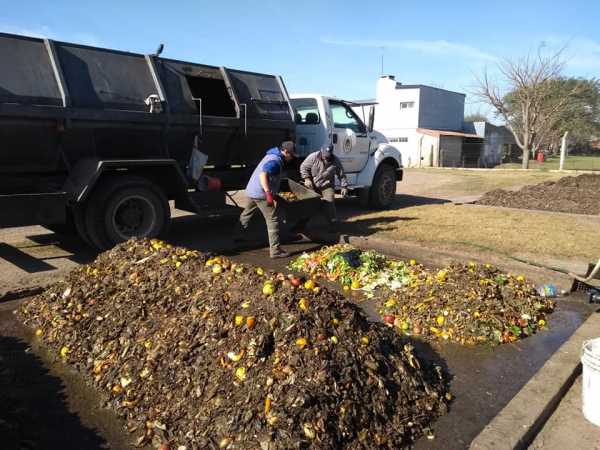 Muestra como en Humboldt se realiza reciclaje de residuos orgánicos , Esperanza lo esta por realizar 