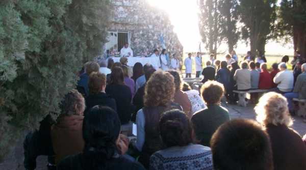 El lunes 13 de agosto de 2018, se realizará la tradicional misa en la gruta de la Virgen de Fátima en Colonia Rivadavia 