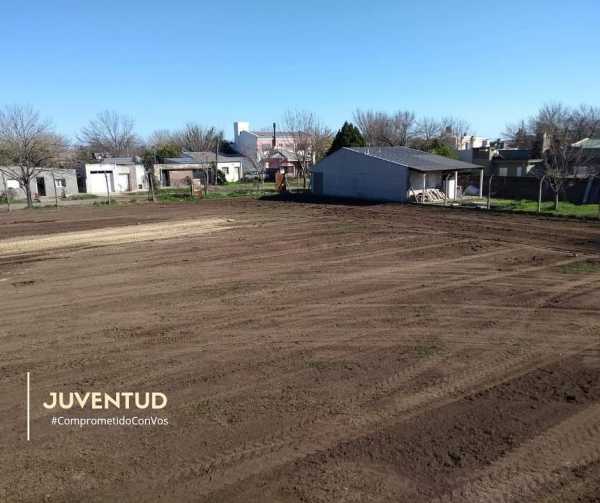 A.D.JUV mejoraron el sector Oeste para practicar ver 4 fotos de Martin Franconi