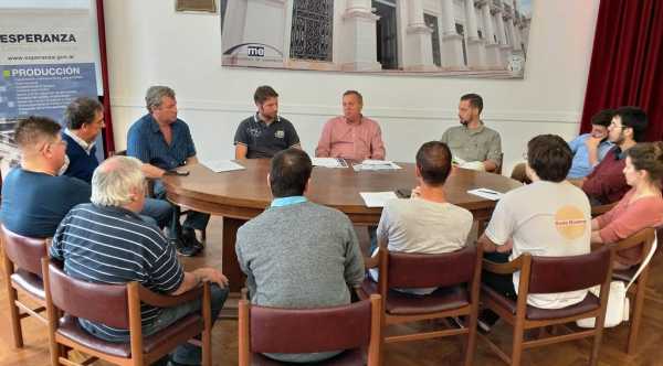 Mediante la promoción y auspicio de la Municipalidad de Esperanza Microemprendedores participarán de FECOL  2018