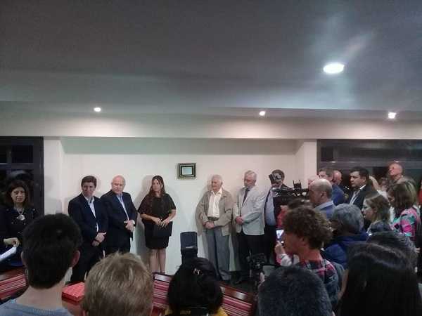 Inaguraron Salón de la Comuna de Santo Domingo, con la presencia del Gobernador de la Prov, que llevará el nombre de  Elida Schachner.