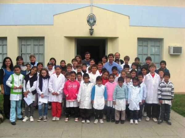 Senador Ruben Pirola visitó las localidades de Hipatia y Empalme San Carlos