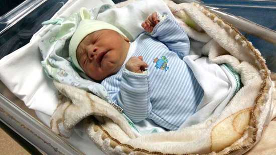 CAMPAÑA “EL AJUAR DEL BEBÉ”