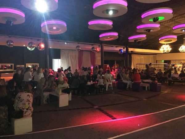 UCOES tuvo exito en su convocatoria en la noche de las mujeres  (ver video)