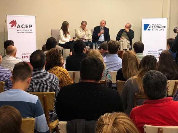 Se realizó  la charla programada en Esperanza en Mesa de Dialogos Santa Fe 2030