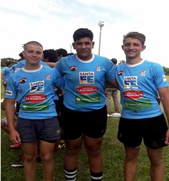  Los jugadores de Alma Juniors Kevin Davezac, Mateo Nuñez y Axel Rista jugaron en la selección M16 de la Unión Santafesina de Rugby