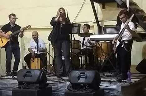 Viernes 16 Salón del Club Unión de Esperanza. Tradicional velada de la Escuela 1075 