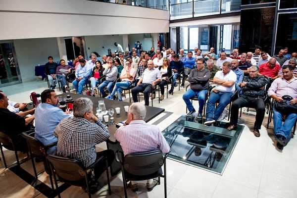 FESTRAM  generales para resolverconvocó al plenario de secretarios para resolver si reclamarán su pago 