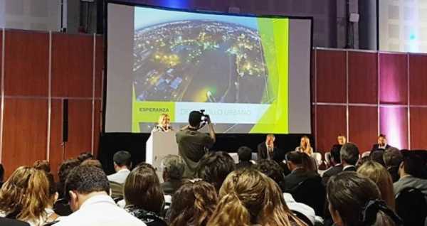 Meiners exhibió el Caso de Éxito del desarrollo de la Ciudad de Esperanza a sus pares de todo el país.