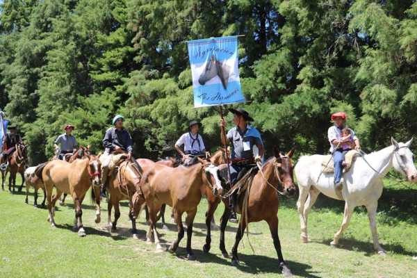  Fiesta criolla en el predio de 