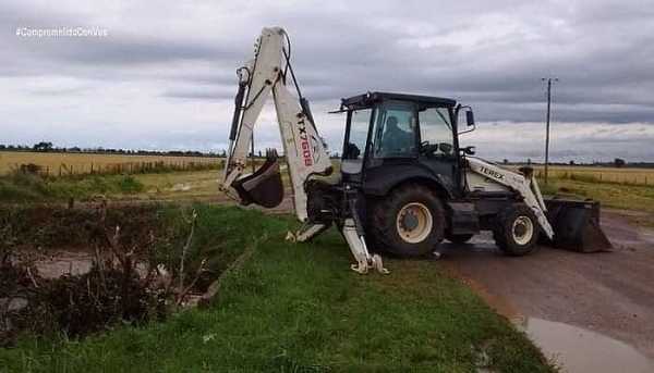  El Gobierno de la Ciudad de Esperanza informa lugares y trabajos que se  desarrollan en el día de hoy para mejorar tu ciudad.
