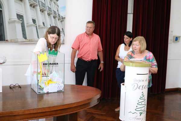 AQUI  ganadores del sorteo del Buzón de los deseos premios entregara la Intendenta viernes 4 a las 11,30 hs
