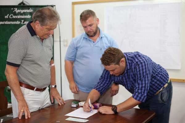 Fascendini entregó aportes a instituciones locales y comunas de Las Colonias por un total de 842.000 pesos