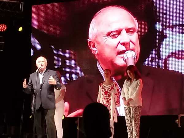 Grutly pudo celebrar la Fiesta Provincial del Liso y contó con la presencia del Señor Gobernador Miguel Lifschitz (fotos reinas)