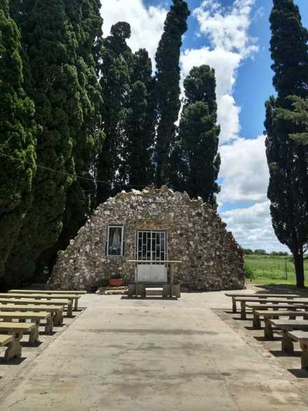 MISA EN LA GRUTA DE FATIMA EN COLONIA RIVADAVIA El miércoles 13 de febrero de 2019