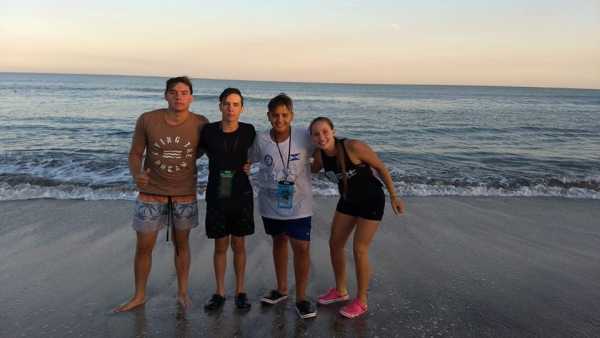 Nadadores juv unida en Mar del plata 1°  3er y 4to Puesto gran alegria ( ver aqui 6 videos)