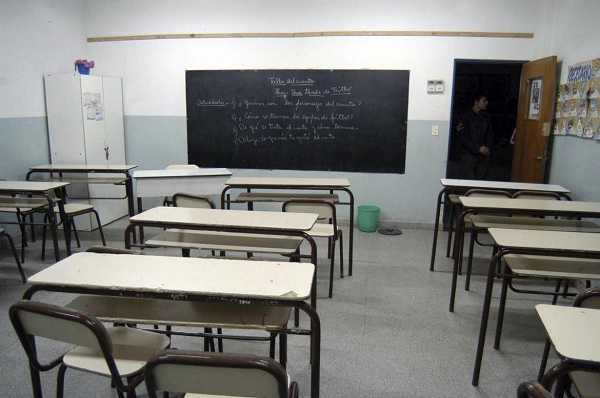 SIN ACUERDO PARITARIO Ctera confirmó paro el 6, 7 y 8 de marzo y no arrancan las clases en todo el país