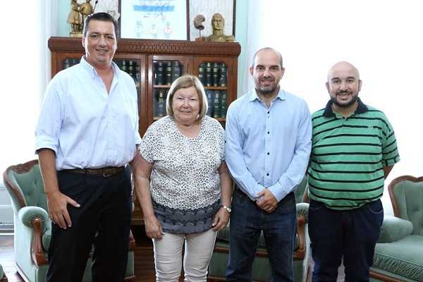Ana Meiners con Martin Franconi, Sebastian Ranalletta y José Chola Tkaczyk, candidatos a concejales que me acompañan en este nuevo desafío