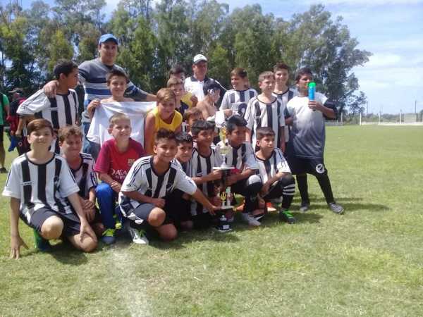 8va de Sportivo obtuvo 1° premio del Torneo 