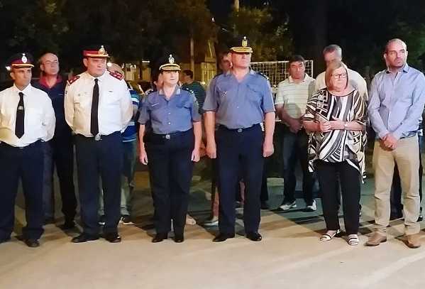 Bomberos Voluntarios Esperanza celebró el 20º aniversario de la creación de su Escuela de Cadetes “Sargento Gabriel Nuñez”