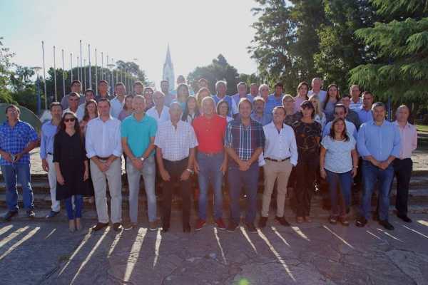 Presentación del candidato a Senador por Las Colonias Marcelo Dellaporta en San Jeronimo Norte.