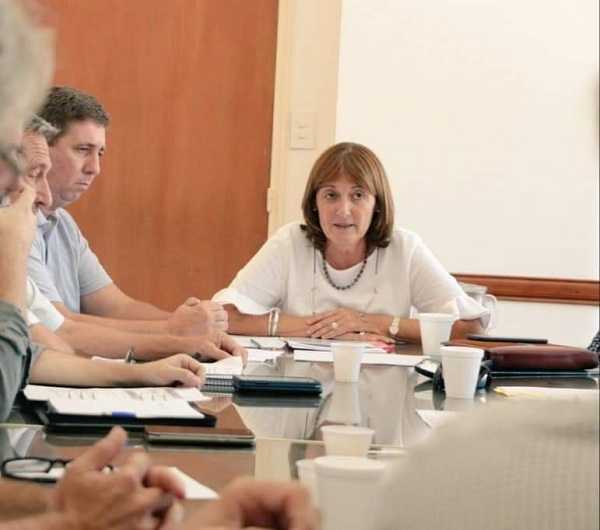 Pirola protagonista de la reglamentación de la Ley de Promoción de la actividad lechera.