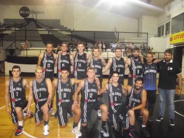 BÁSQUET: Alma Juniors goleó a Echagüe y llega entonado al desempate por la Copa