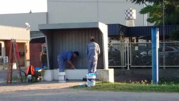 Garitas, pintura y arreglos en 24 garitas de colectivos Vamos por la quinta manifestó Martin Franconi