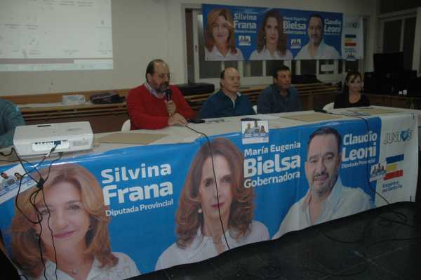 Ricardo Alzugaray - Carlos Arguello -Marcela Aguiar presentaron su lista