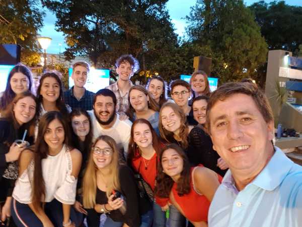 Ruben Pirola‏ San Jeronimo Norte Ciudad Juntos con Gastón Victoria y la amplia mayoría de jóvenes