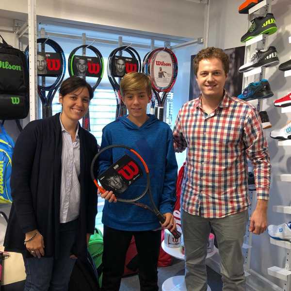 Representantes de Wilson en Argentina recibieron a Giuliano  Furlotti 