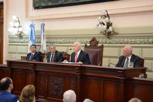 Sta Fe no se tocará la tarifa de la EPE